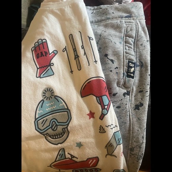 Girls set Abercrombie Kids Joggers 11/12 + White GlgGAP shirt - Picture 1 of 7